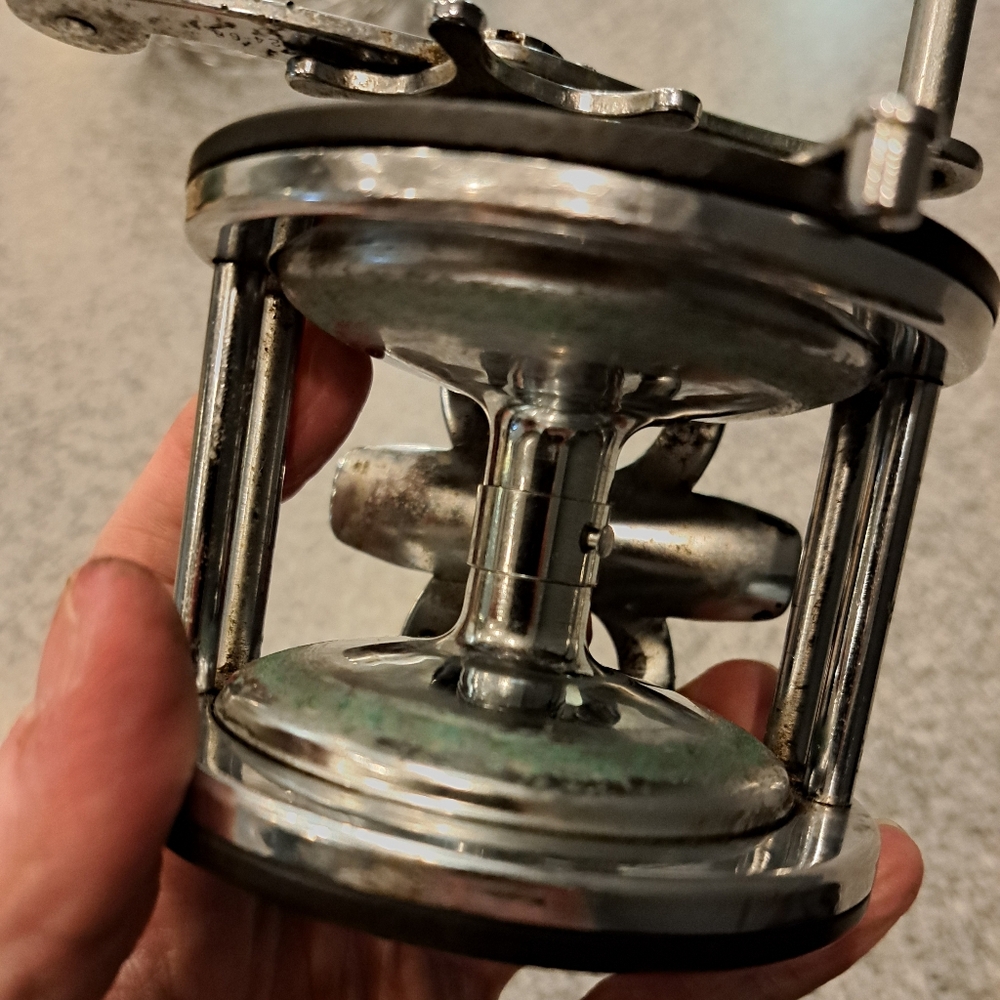 2 Antique Penn Long Beach 60 Reels, Circa 70-79 - Picture 13 of 16